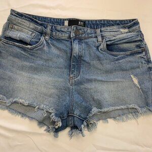 KUT from the Kloth Jane jean shorts
